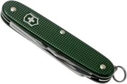Victorinox Pioneer Alox Green 0.8201.24R4.KTE1 Knivesandtools Edition, Swiss Pocket Knife -Knife VT0 8201 24R4 KTE1 05 victorinox